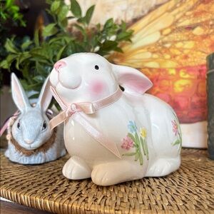 🆕Adorable Ceramic Bunny Spring/Easter Decor